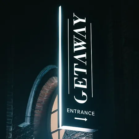 Getaway Gent-2